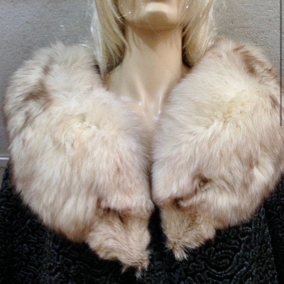 Vintage, Astrakin, France Gray Persian Lamb Swing Coat (tj1120)  This swing coat - Picture 3 of 16